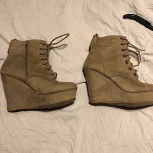 Tan wedges